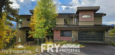 Main picture of 1065 Colorow Rd