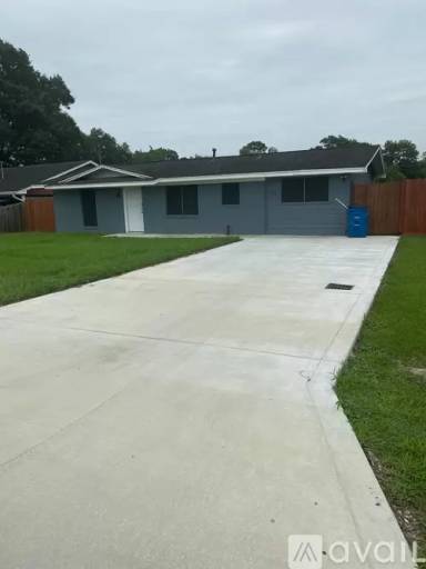Main picture of 131 Jerry Dr
