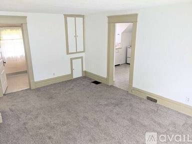 Main picture of 732 W Shiawassee St