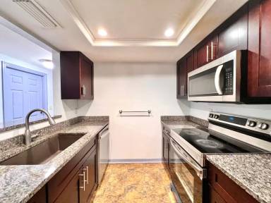 Main picture of 5830 SW 9th Pl