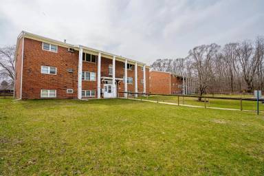 Main picture of 1868 Samuelson Rd