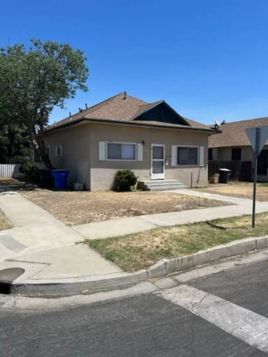 Main picture of 444 Porter St