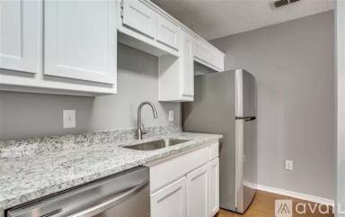 Main picture of 1007 N Austin St