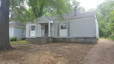 Main picture of 214 Sunny Lane Dr