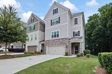 Main picture of 2880 Boone Dr NW