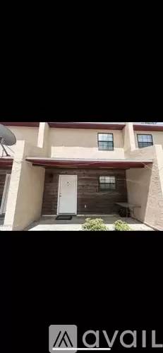 Main picture of 6913 Cherry St