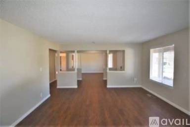 Main picture of 35 Barkley Ct
