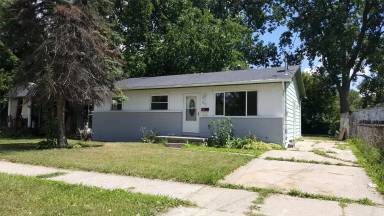 Main picture of 3252 Robinwood Ave
