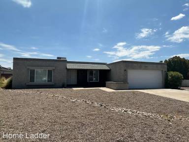 Main picture of 4941 E Acoma Dr