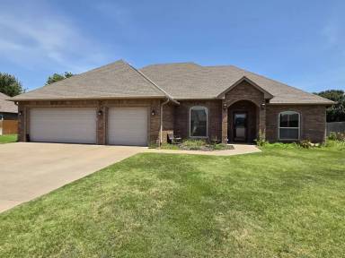 Main picture of 2209 Mt Vernon Rd