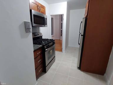 Main picture of 660 W 180th St