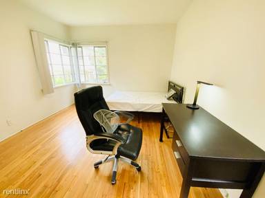 Main picture of 940 Gayley Ave