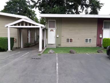 Main picture of 9015 8th Ave SW