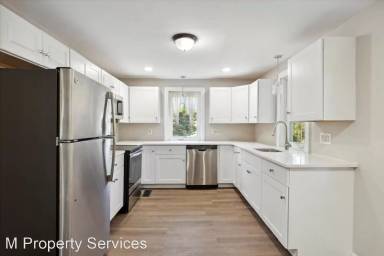 Main picture of 3539 Skippack Pike