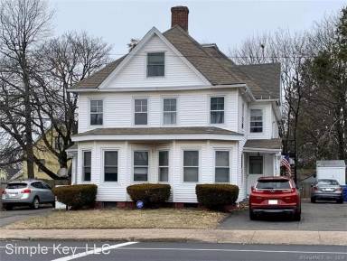 Main picture of 123 1/2 Center St