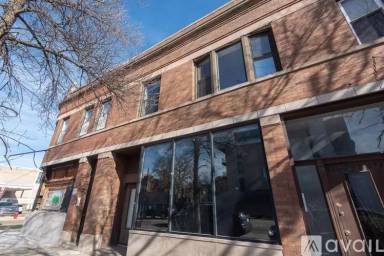 Main picture of 4623 N Western Ave