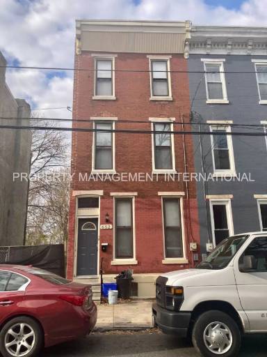 Main picture of 652 N 36th St