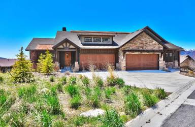 Main picture of 1692 E Viewside Cir