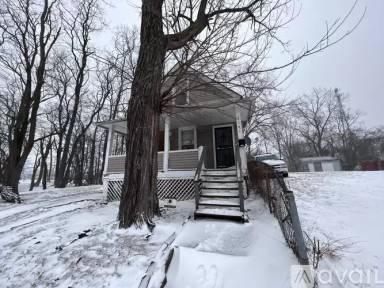 Main picture of 3141 E 80th St