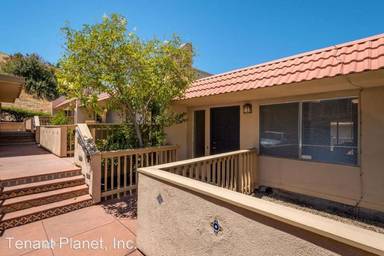 Main picture of 4050 Farm Hill Blvd