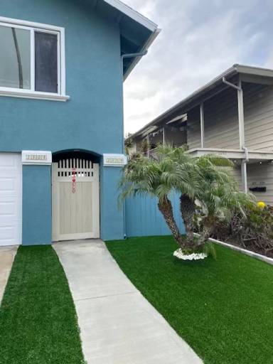 Main picture of 2709 Bayshore Ave