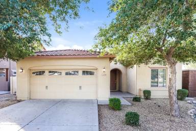 Main picture of 15629 W Mackenzie Dr