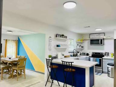 Main picture of 348 Juniper Dr