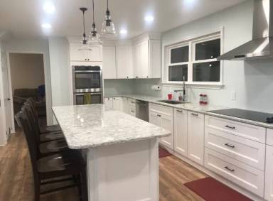 Main picture of 300 Orinda Dr