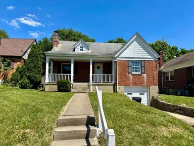 Main picture of 3134 Glenmore Ave
