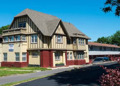 Main picture of 2017 E Genesee St