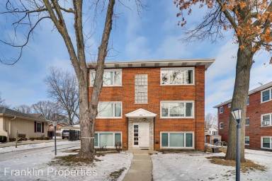 Main picture of 2300/2310 Burlington Ave