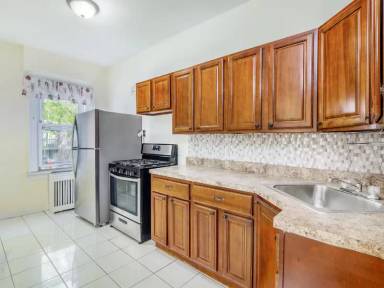 Main picture of 9125 85th Ave