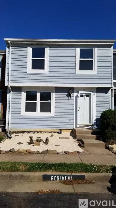 Main picture of 8322 Claremont Woods Dr