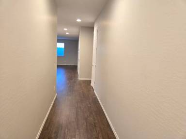 Main picture of 339 N 79th Pl