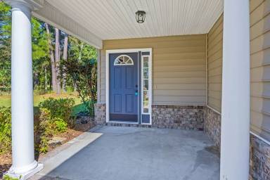 Main picture of 75 Oak Ridge Cir