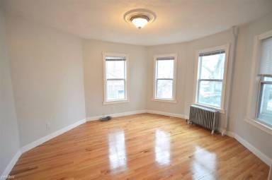 Main picture of 9 Farquhar St