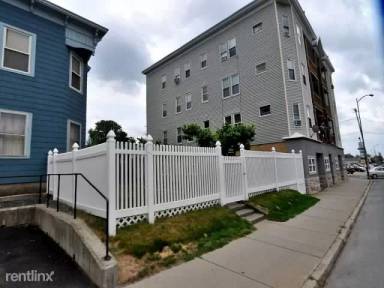 Main picture of 584 W Boylston St