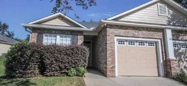 Main picture of 5018 Hampton Ridge Ave