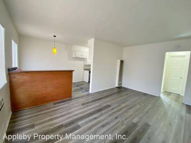 Main picture of 5050 Linden Ave