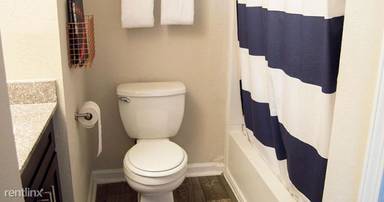 Main picture of Berkshires At Vinings Apartments