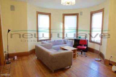 Main picture of 2 Carmel St