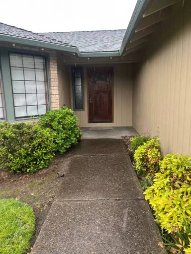 Main picture of 2453 Republic Way