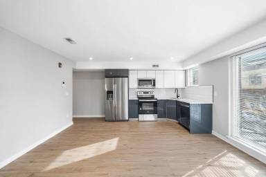 Main picture of 2639 Cecil B Moore Ave