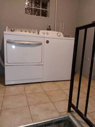 Main picture of 1521 E 22nd Ave