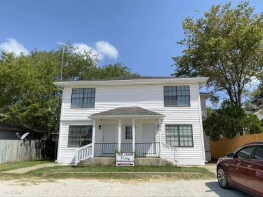 Main picture of 108 Waverly Dr