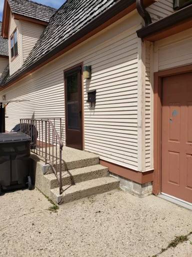 Main picture of 406 1st Ave N