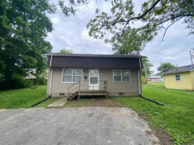 Main picture of 402 E Wayne St