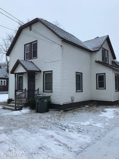 Main picture of 216 W Grand Ave