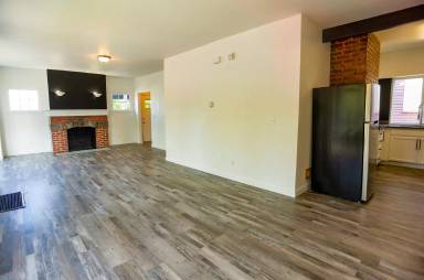 Main picture of 602 S Sheridan Ave