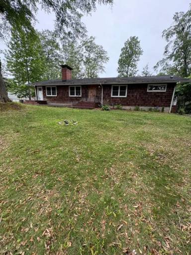 Main picture of 114 Brookside Rd